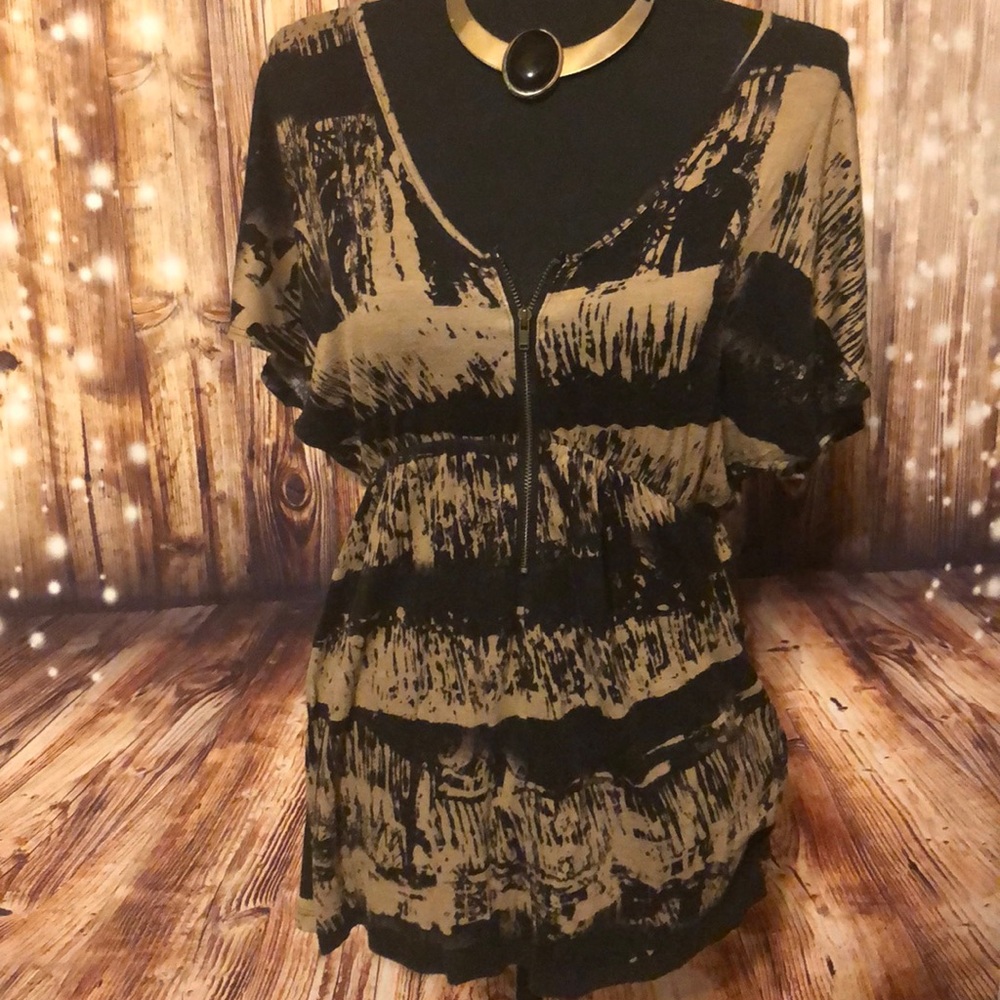 Brown and black lush blouse